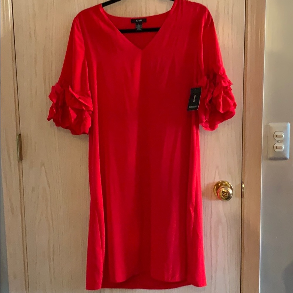 Dress - Picture 2 of 3